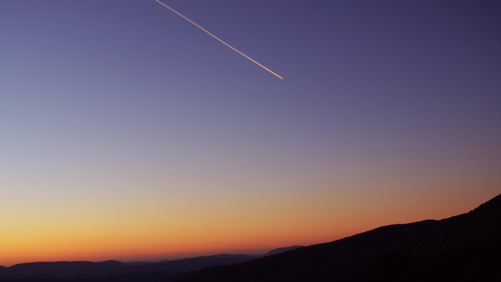 Zjawisko na polskim niebie. Czy wiemy, co oznacza ten jasny punkt?