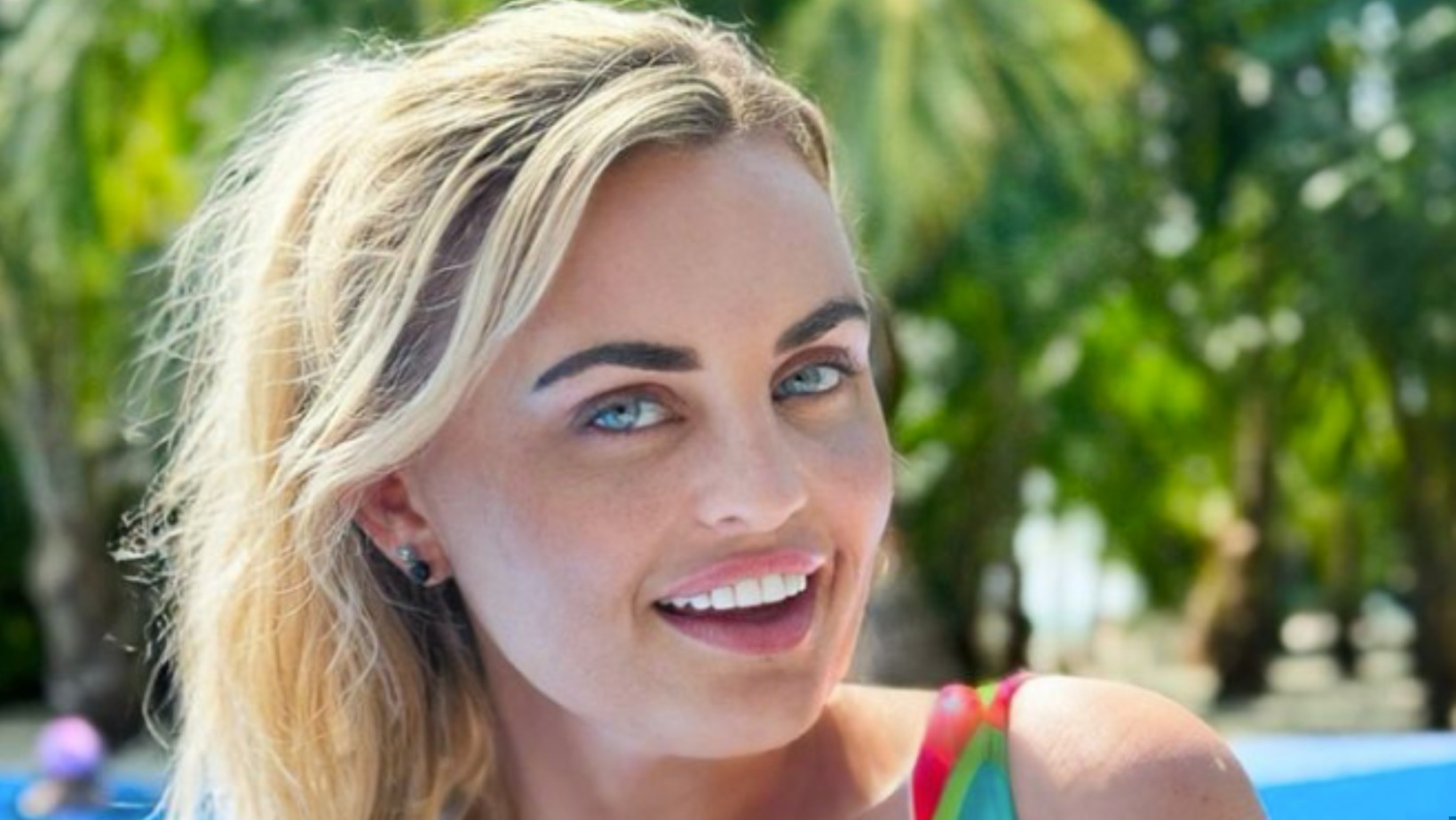 Influencerka wywołała ogromne oburzenie po wyznaniu, że rozbiera się przy swoich dzieciach!