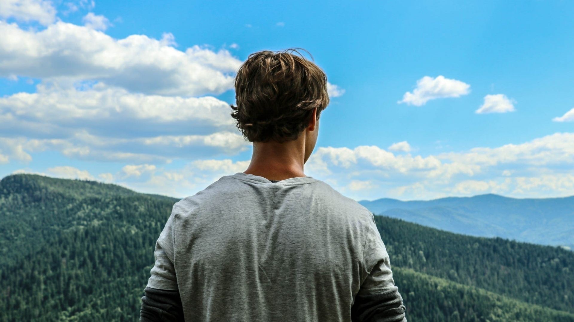 Jak ćwiczyć pewność siebie i przezwyciężyć lęk?