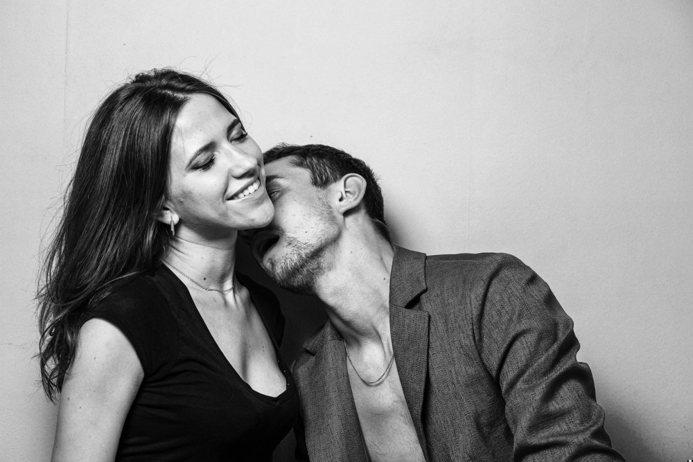 Niewłaściwy mężczyzna nigdy cię nie doceni. Dla właściwego będziesz wszystkim.