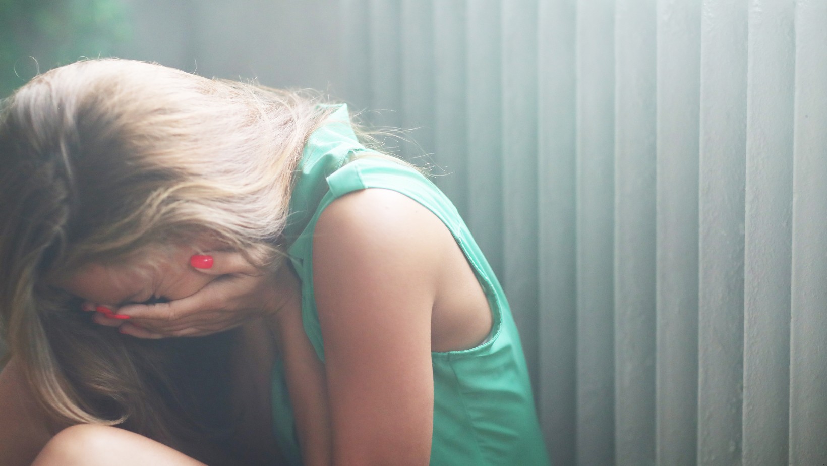 Jesteś dzieckiem alkoholika? Kilka cech, które będziesz nosił w sobie do końca życia