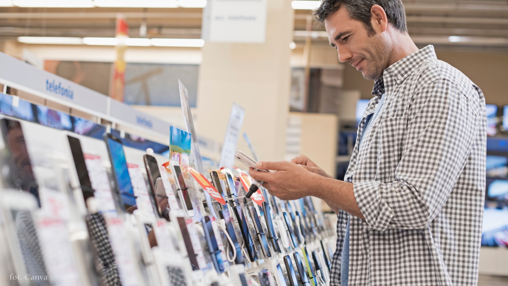 Zdjęcie Nowa opłata uderzy w Polaków od stycznia! Nadchodzi “podatek od smartfonów”! #1