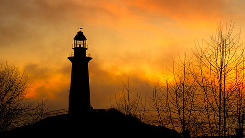Człowieku, świat stoi przed tobą otworem, więc uważaj byś zeń …