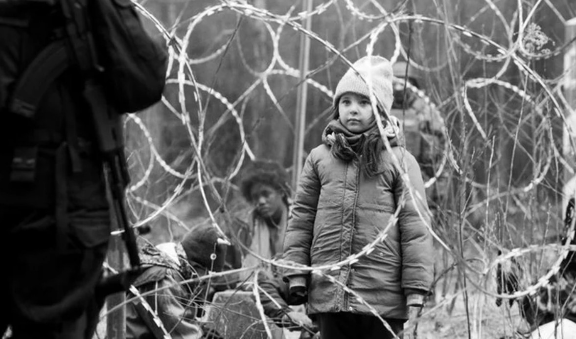 Fantastyczny wynik „Zielonej granicy”! Prawie pół miliona widzów w kinach