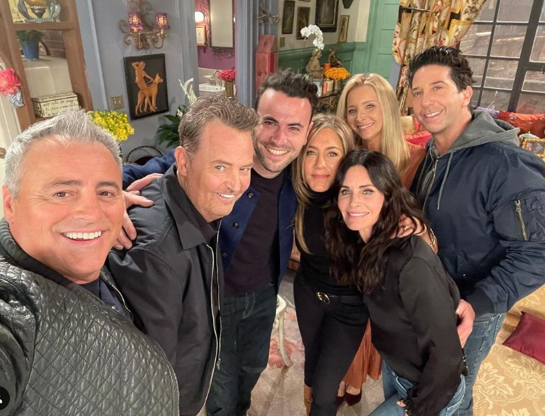 Zdjęcie Courtney Cox przerwała milczenie po śmierci Matthew Perry'ego. Jej słowa wyciskają łzy #2