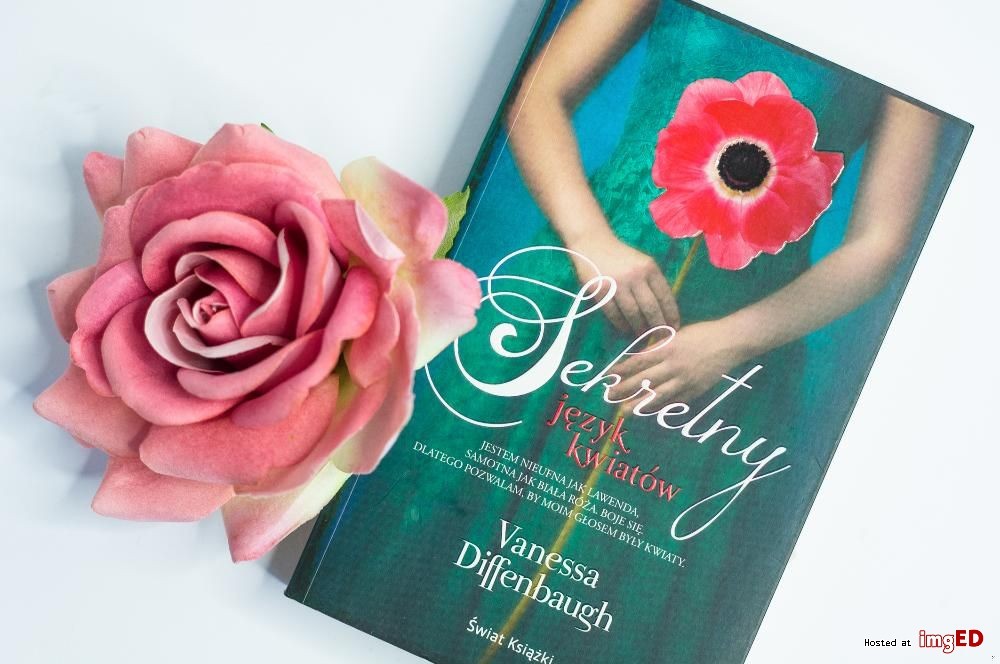 6 wyjątkowych cytatów z książki „Sekretny język kwiatów” Vanessy Diffenbaugh