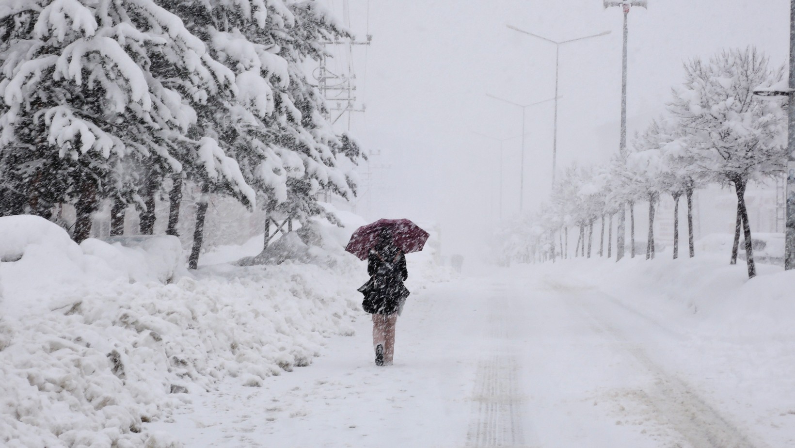 Uwaga! Wielka śnieżyca uderzy w Polskę!
