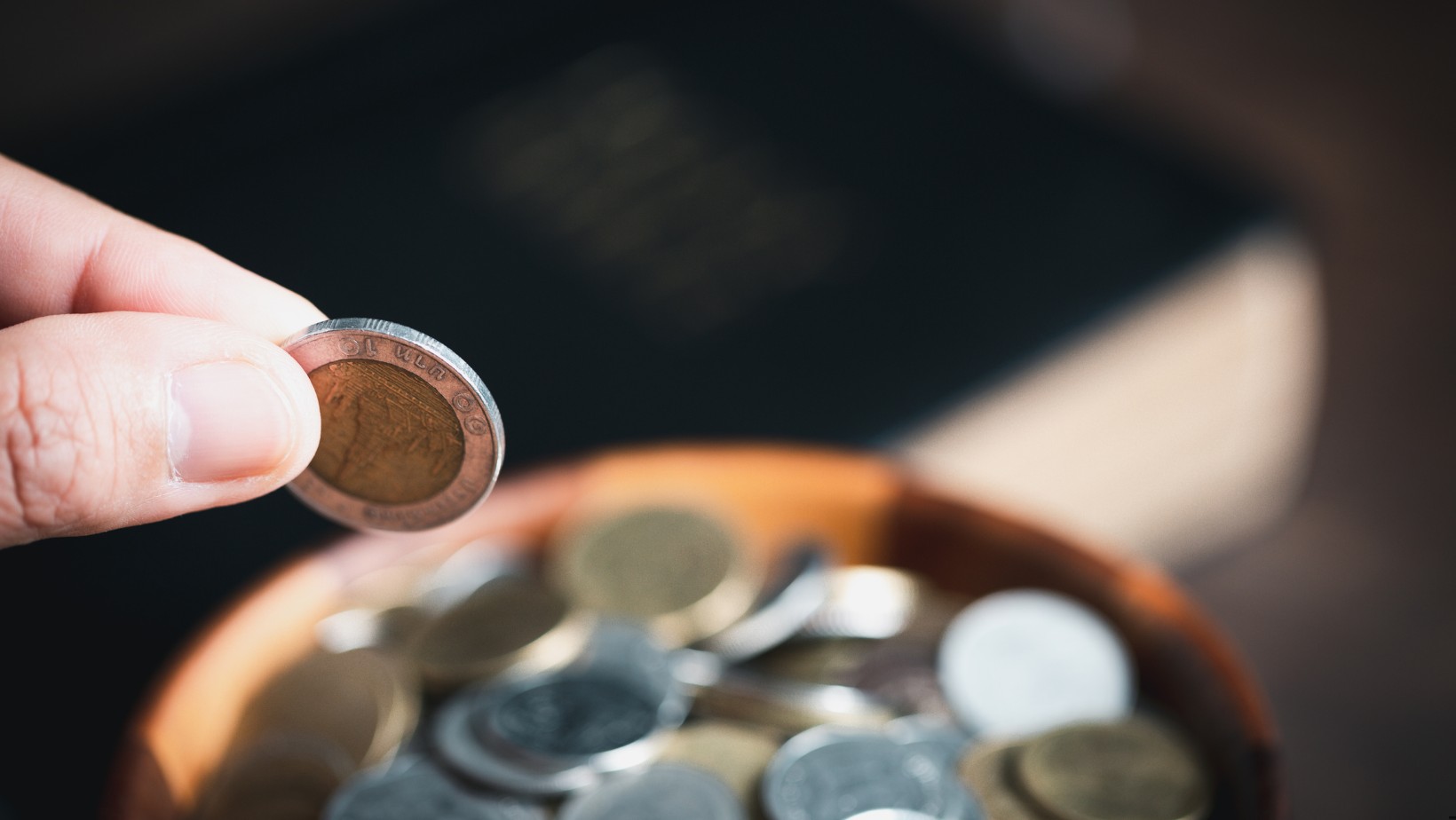 Zdjęcie Ile pieniędzy wrzucić do koszyka w Wielkanoc?! Odpowiedź nie jest taka oczywista! #1