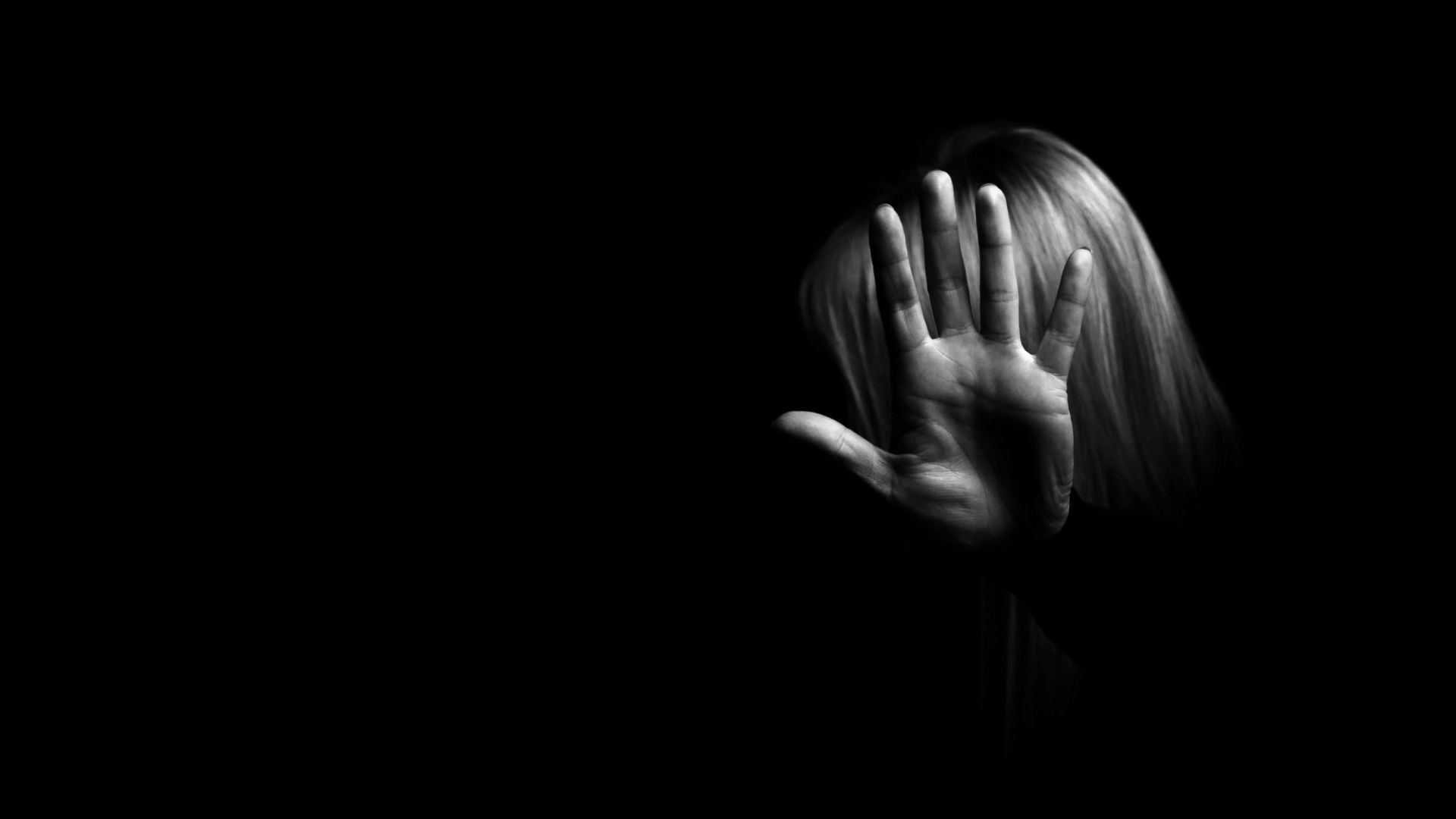 Jak stres wpływa na zdrowie? Dowiedz się, co się dzieje z Twoim ciałem, gdy jesteś zestresowana.