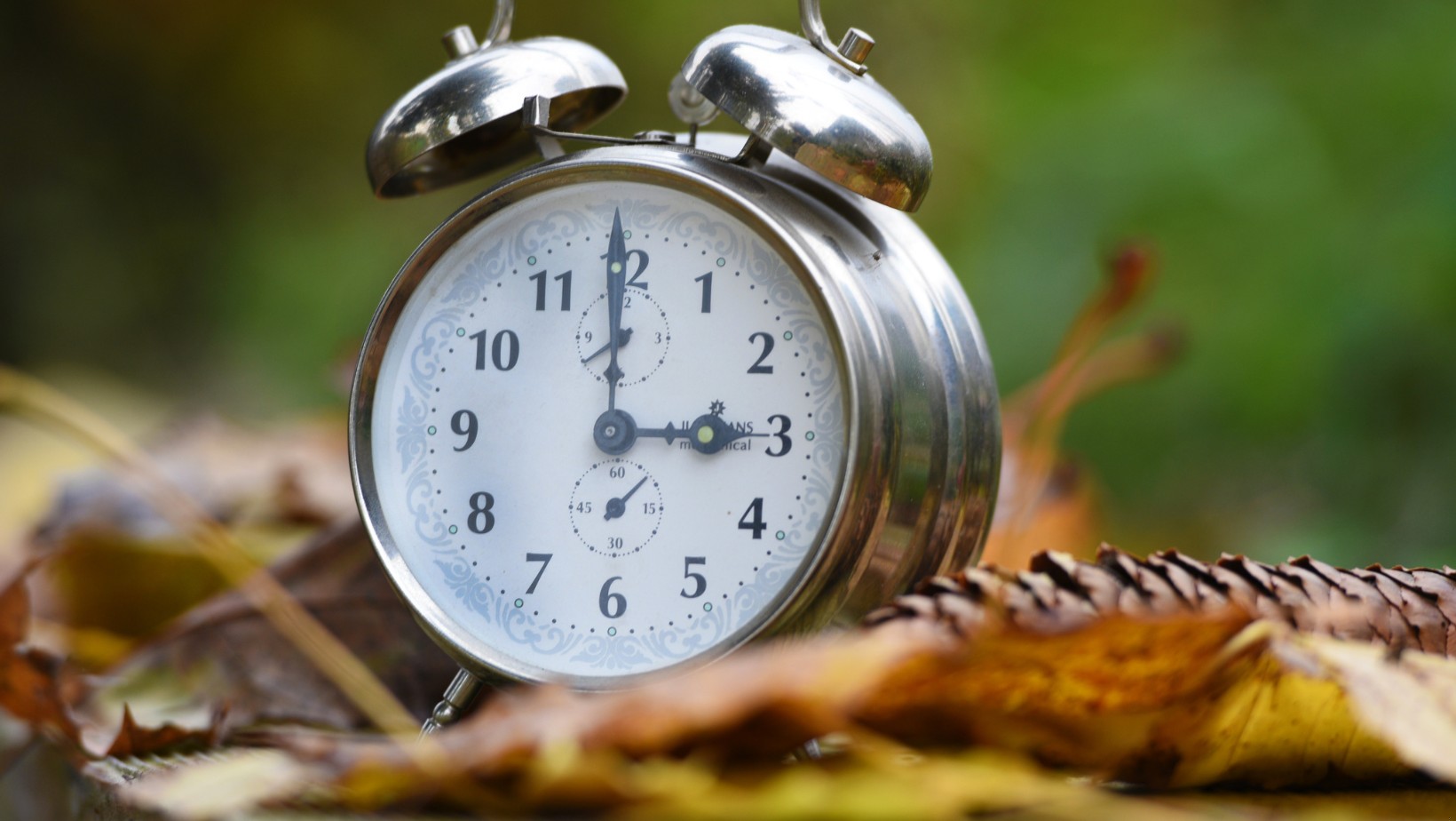 Kiedy zmieniamy czas w 2025 roku? Jest konkretna data!