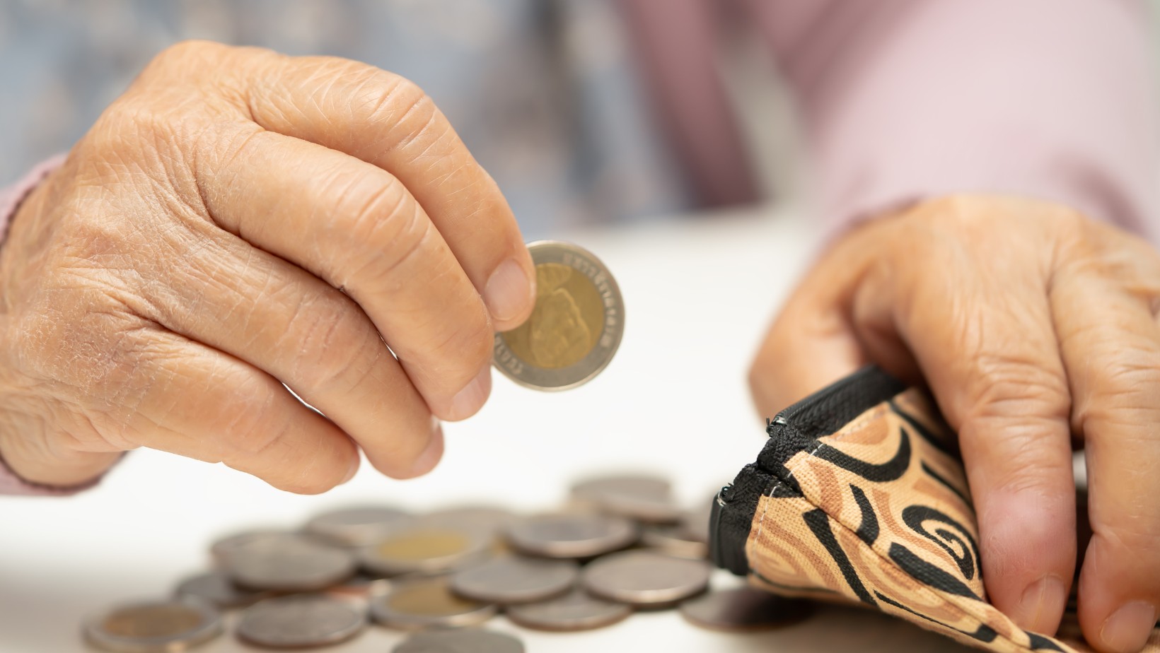 Zdjęcie Dwa przelewy od ZUS w grudniu! Sprawdź, kto dostanie podwójną wypłatę! #1