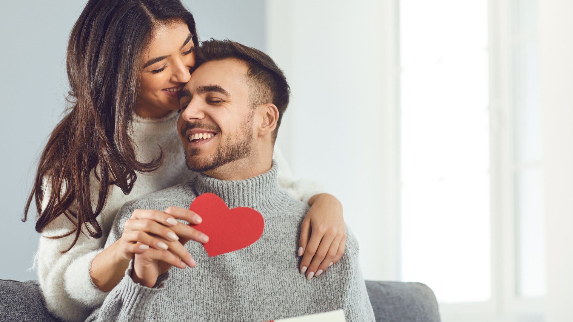 Walentynkowe sztuczki psychologiczne! Jak zaskoczyć ukochaną osobę?