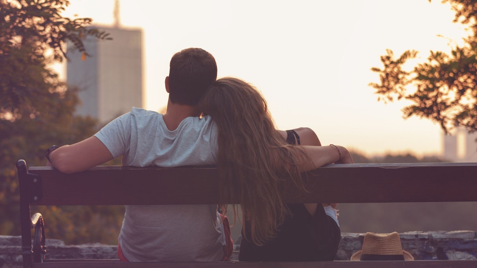 Badania pokazują, że aż dwie trzecie związków zaczyna się od przyjaźni!