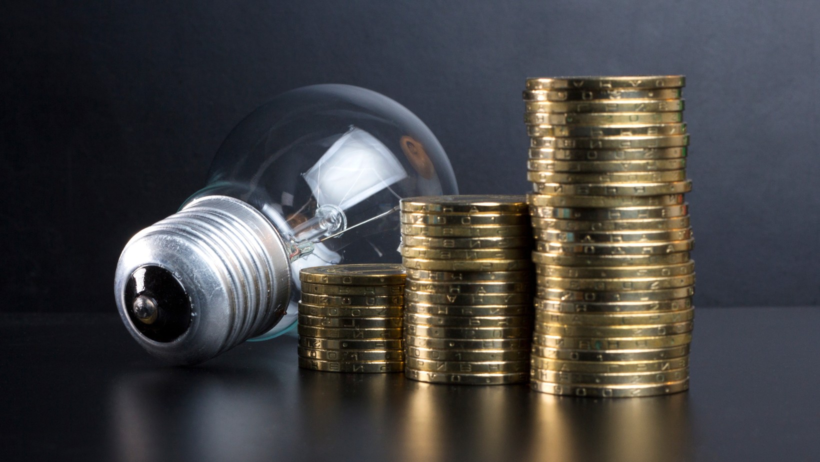 Zdjęcie Dopłaty do rachunków za prąd! Można zyskać nawet kilkaset złotych! #1