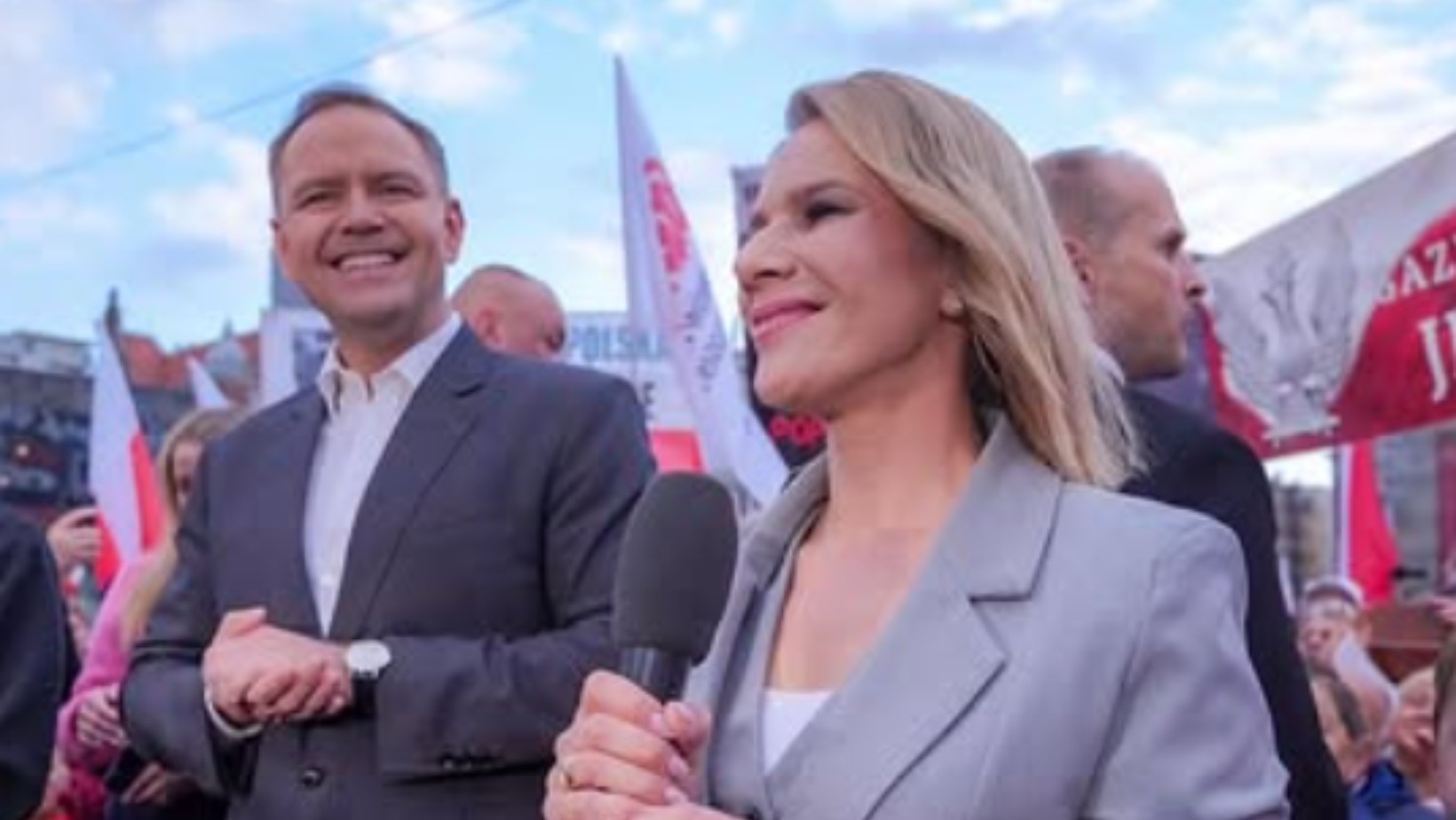 “Zmagaliśmy się z falą hejtu, oszczerstw i kłamstw” – Marta Nawrocka dodała post po triumfie męża