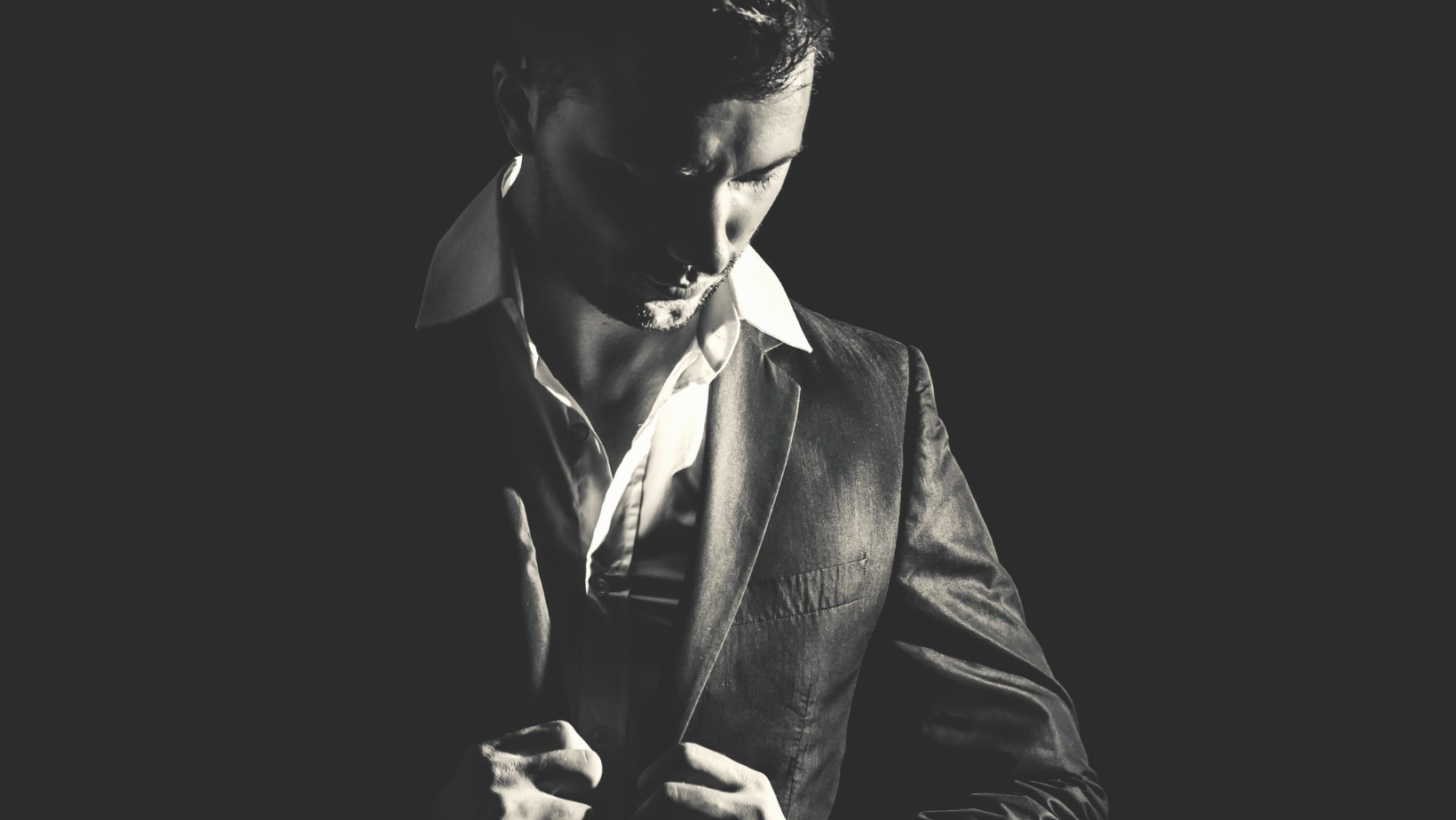 7 cech, które sprawiają, że mężczyzna wydaje się wyjątkowo ATRAKCYJNY