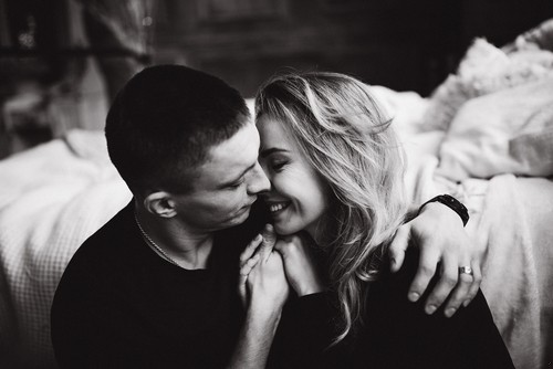 Mężczyzna, który nie potrafi skupić się na jednej kobiecie, nie …