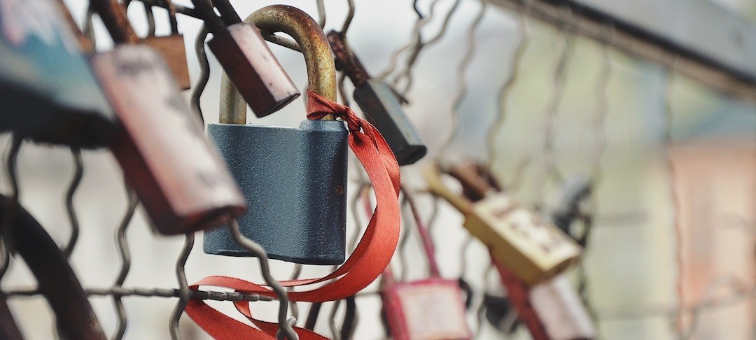 Lepiej mieć serce na dłoni, niz trzymać je głęboko w …