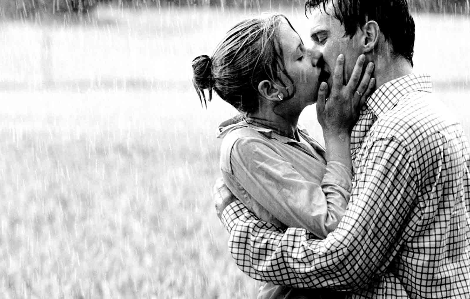 -Zakochałem się w tobie – wyznałem. Długo patrzyła mi w …