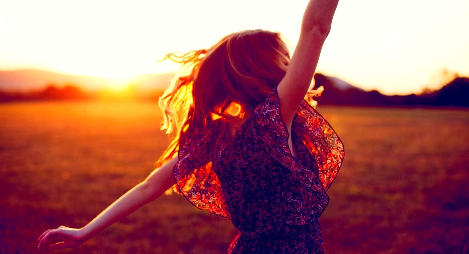 Trzeba się śmiać, bo w przeciwnym wypadku człowiek oszaleje.