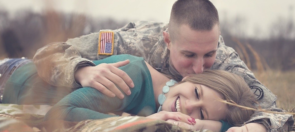 Szczęście jest tylko miłością, miłość jest szczęściem.