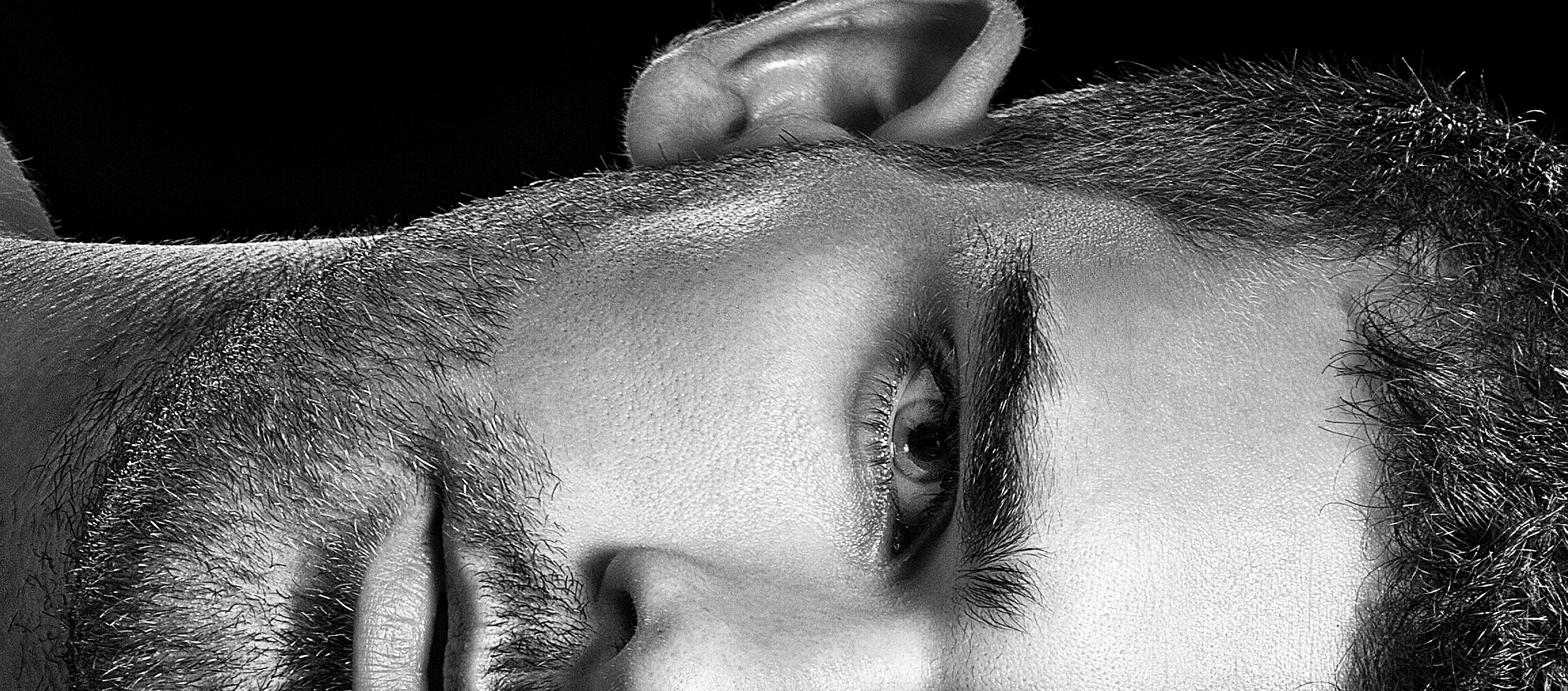 Mężczyźni w ogóle nie umieją płakać.