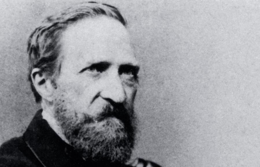 Każdy człowiek ma trzy życia w sobie: jedno, po którym …