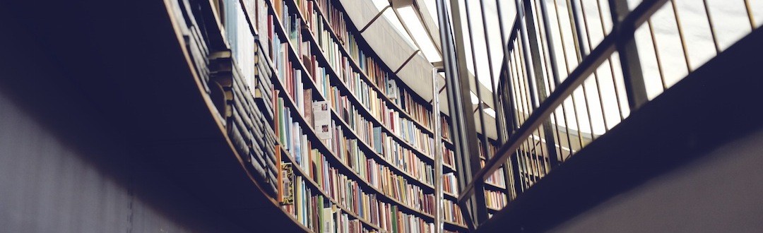 Książki zmuszają cię, żebyś im dał coś w zamian, wysilił …