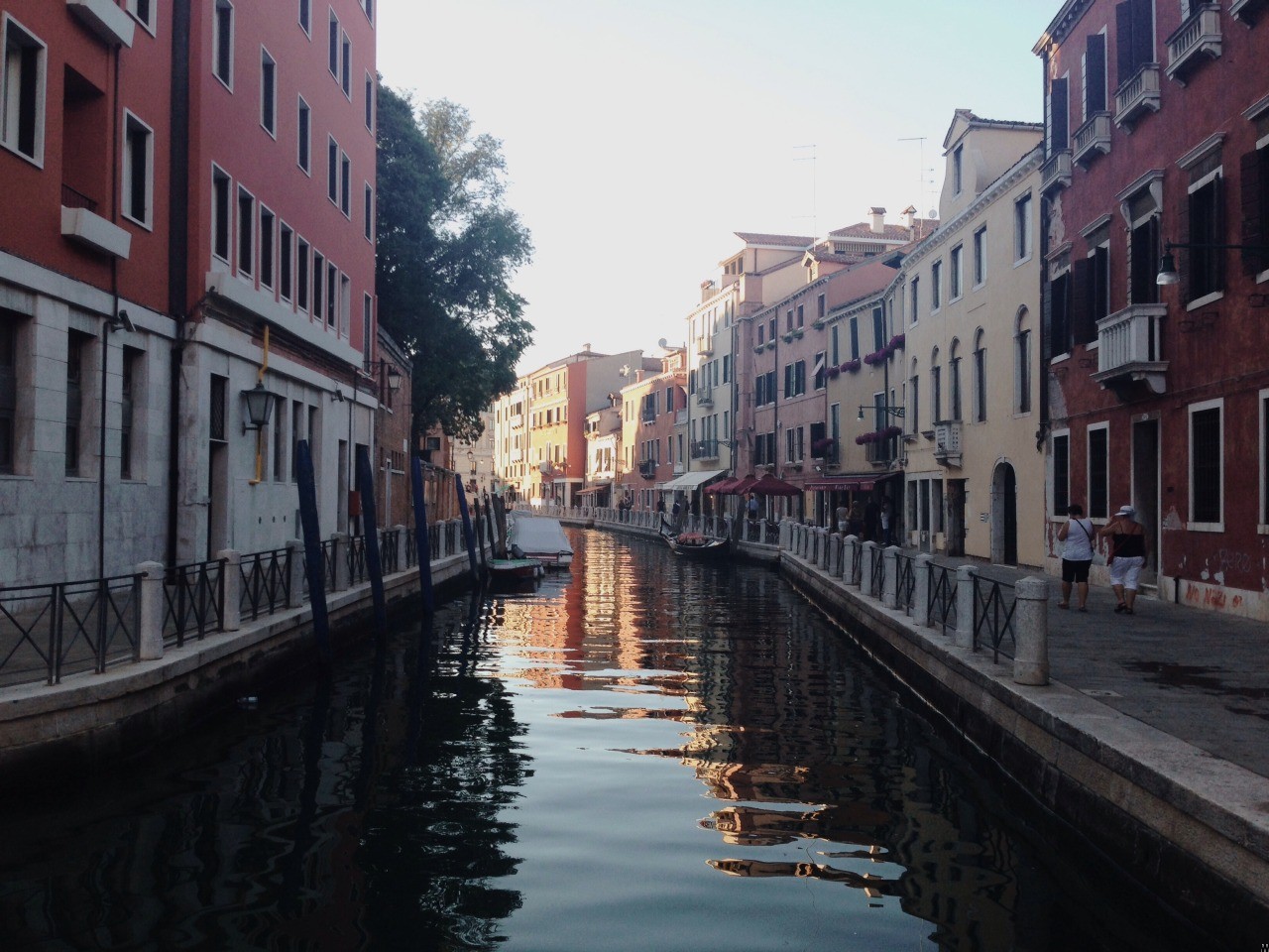 Problem ze szczęśliwymi zakończeniami polega na tym, że tak naprawdę …