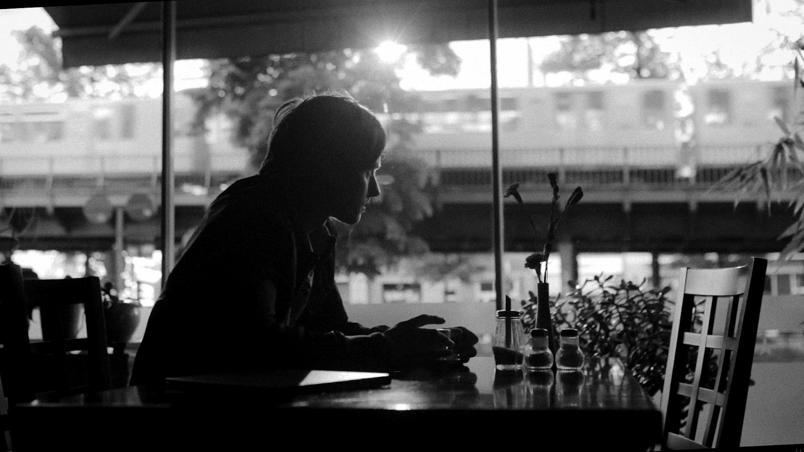 Wszyscy tęsknimy za kimś, z kim moglibyśmy wspólnie nieść szczególne …