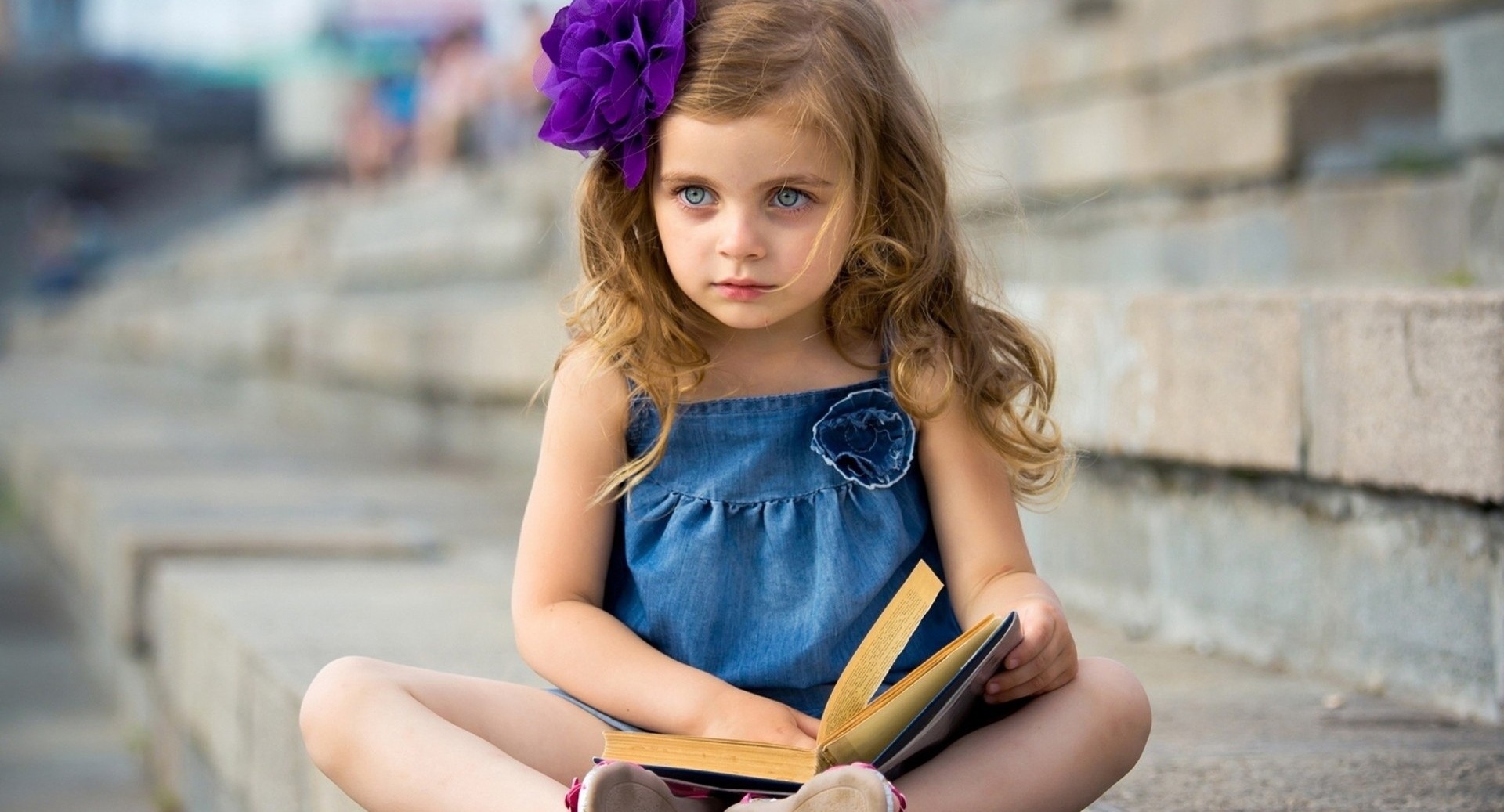 Dziewczynki rodzą się by cierpieć. Szkoda, że nie są chłopcami