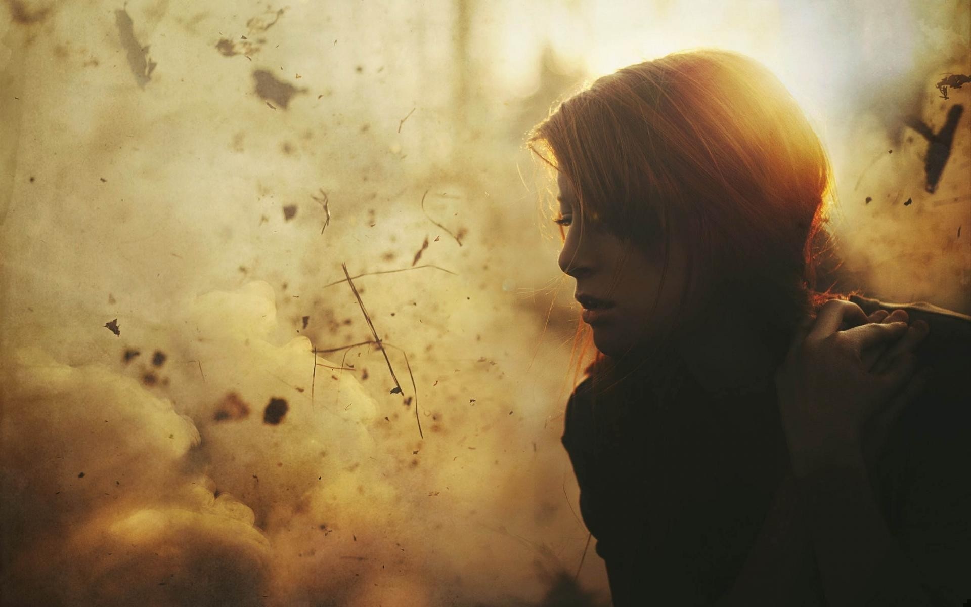 Kiedy człowiek powiada, że nie chce o czymś mówić, zwykle …