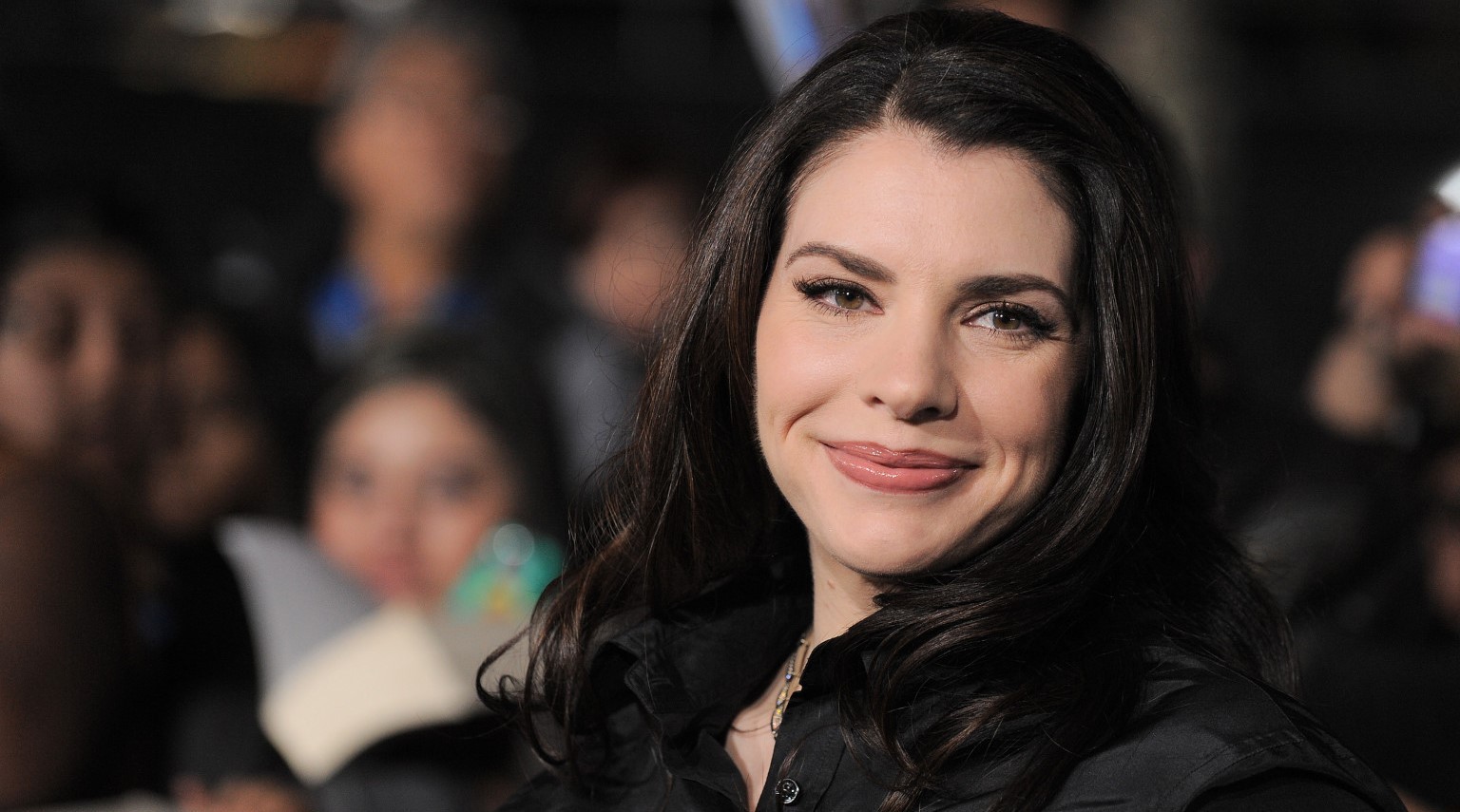 Najpierw dziwiło ich, że nie odpowiadam, a teraz – że …