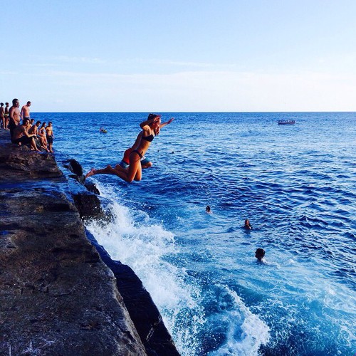 Człowiek potrzebuje powietrza, tylko powietrza i jedynie powietrza.