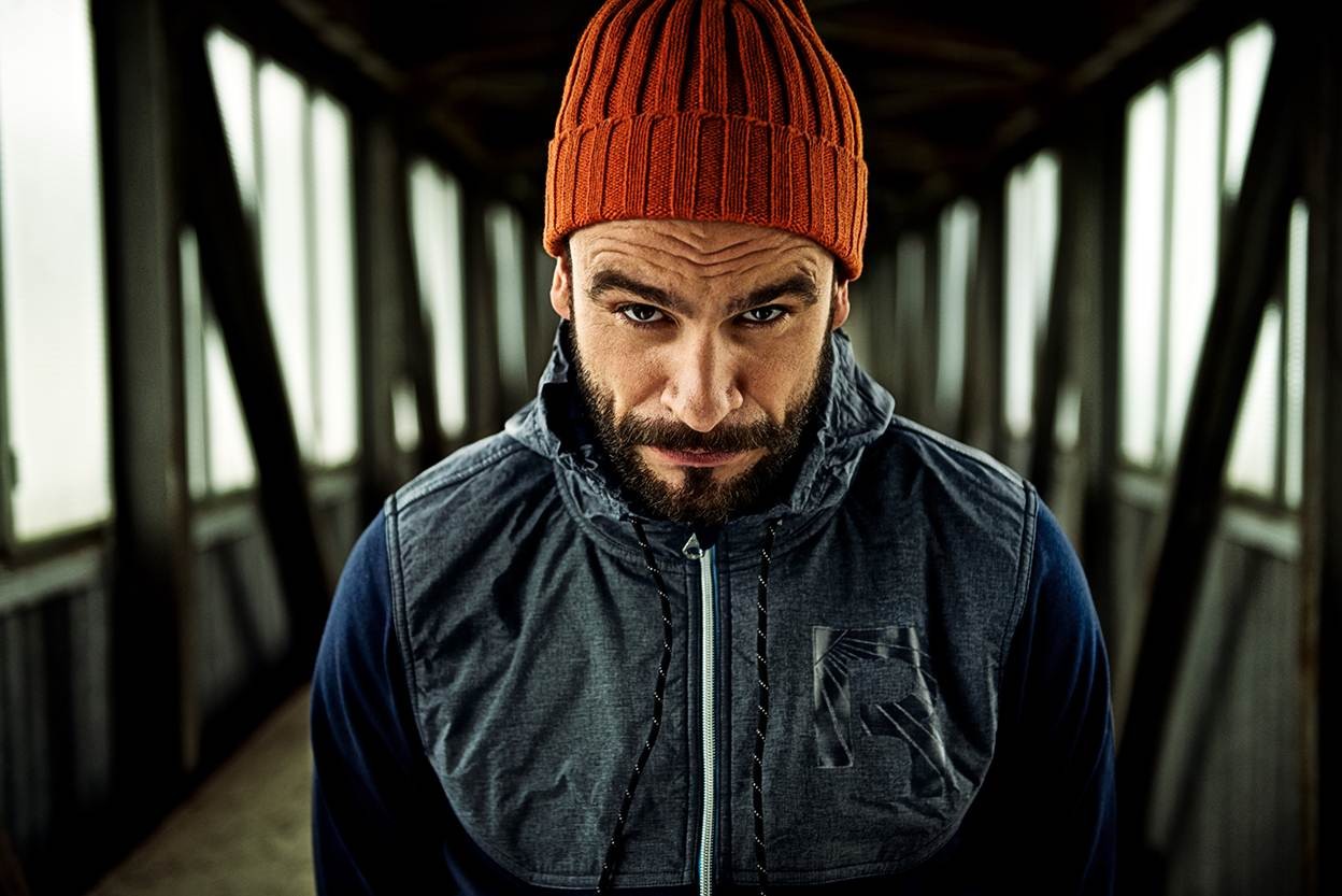 Nie rozmawiamy ze sobą wcale, Każdy z nas kryje gdzieś …