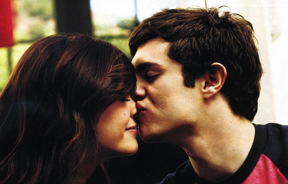 Miłość jest beznadziejna. Znam takich, których miłość wciąż rani. Zakochują …