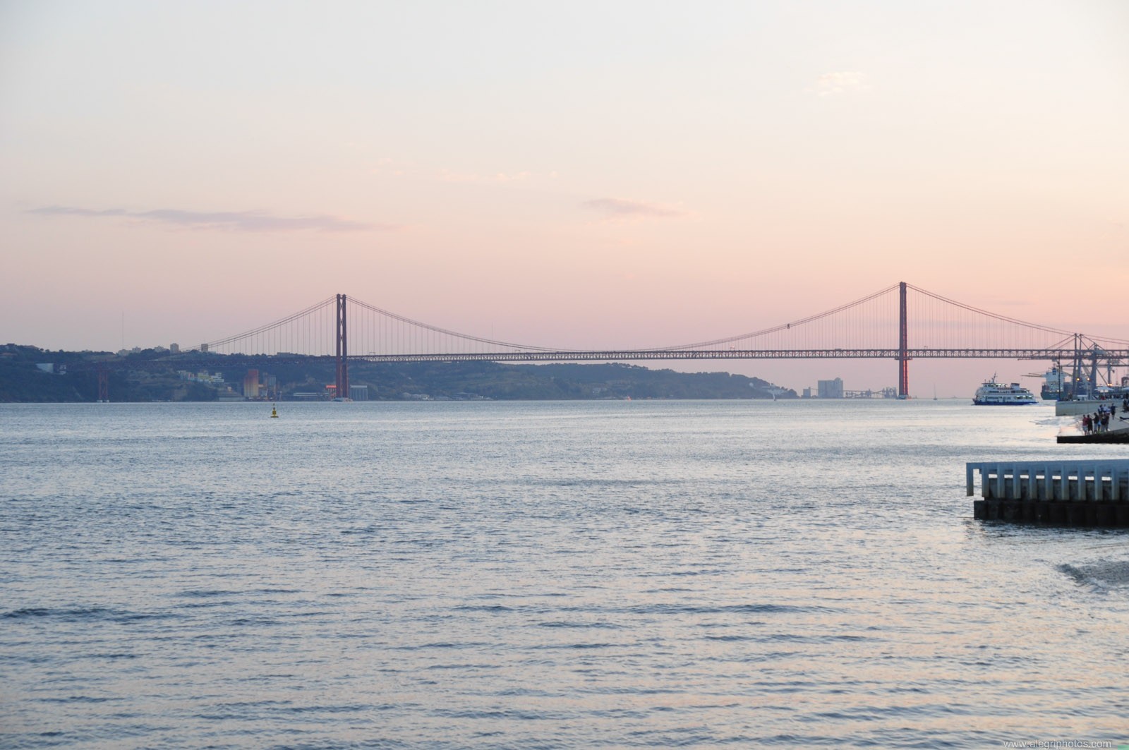 Czego więcej możne oczekiwać od przyjaciela, który jest człowiekiem.