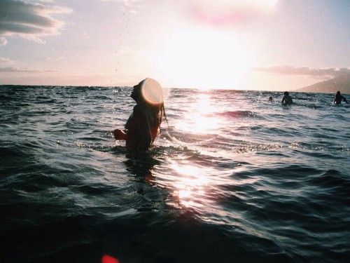 Czas upływa, a my upływamy wraz z nim.