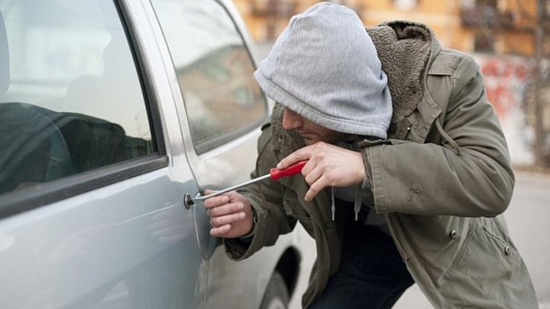 Różnica między odwagą i tchórzostwem polega na rozwadze. Między człowiekiem …