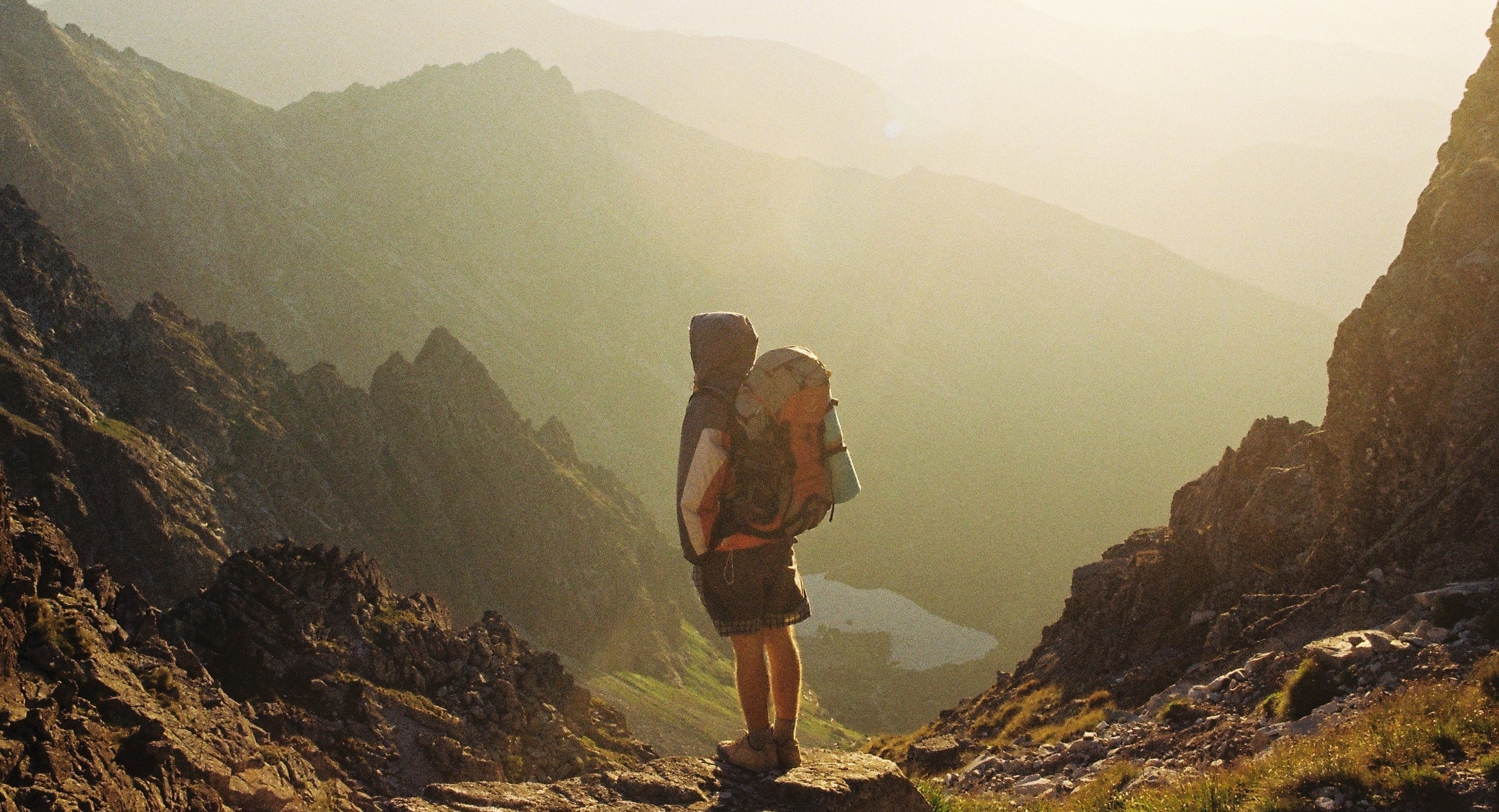 Każdy nowy początek wymusza jakiś powrót.