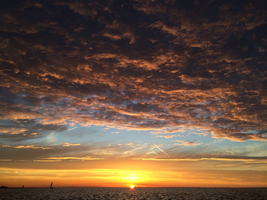 Pozostał alkohol. Tam wciąż jeszcze pół mnie.