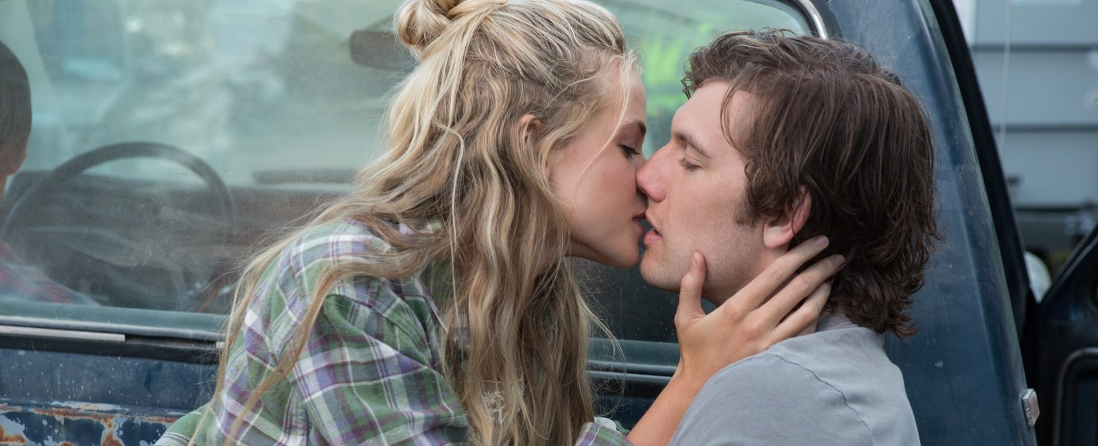 Ale miłość sprawia, że się otwierasz, wyciąga na wierzch całe …