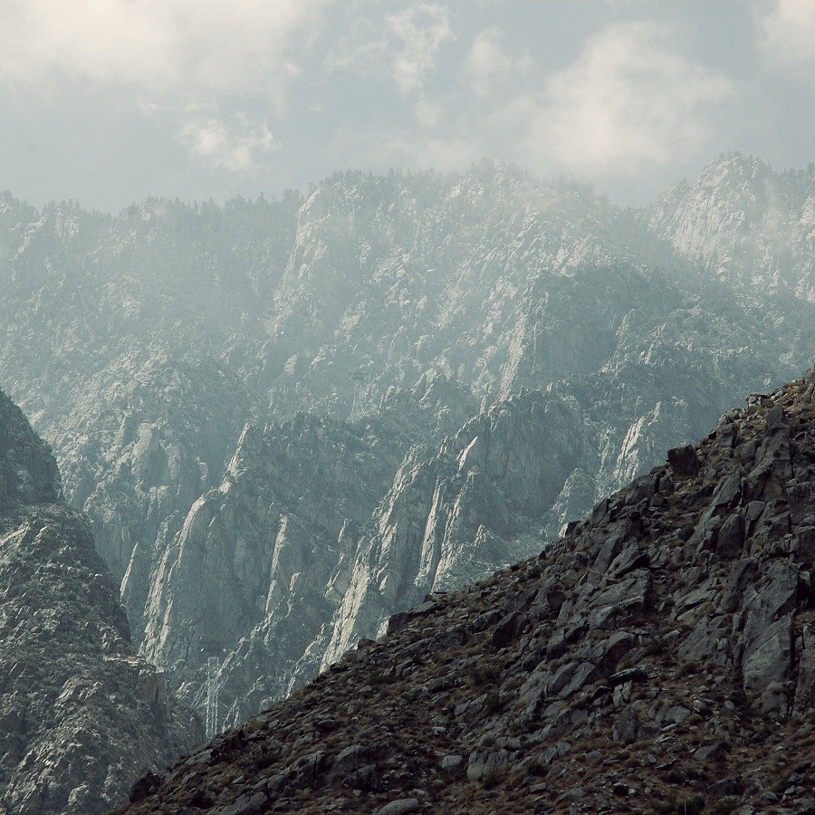 Tu są żywi ,ale już umarli.