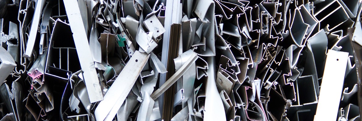 Trzeba się nieustannie poddawać recyklingowi.