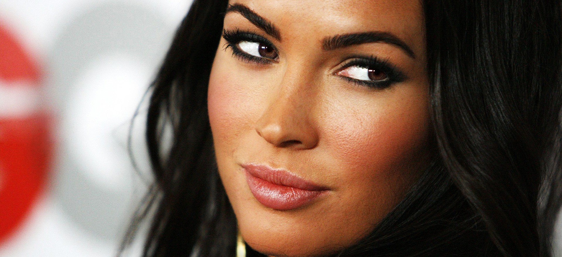 Jedne kobiety doprowadzają mężczyzn do szaleństwa, a inne nie mają …