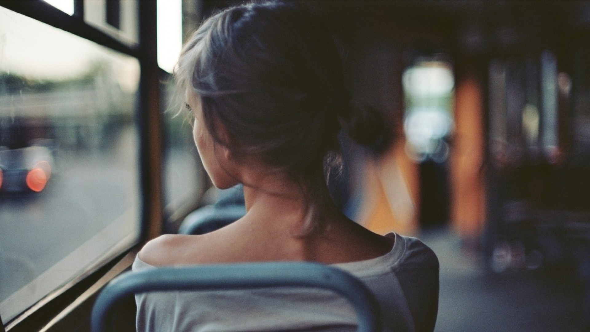 – Greta – odezwałam się. – Wiesz, to już długo …