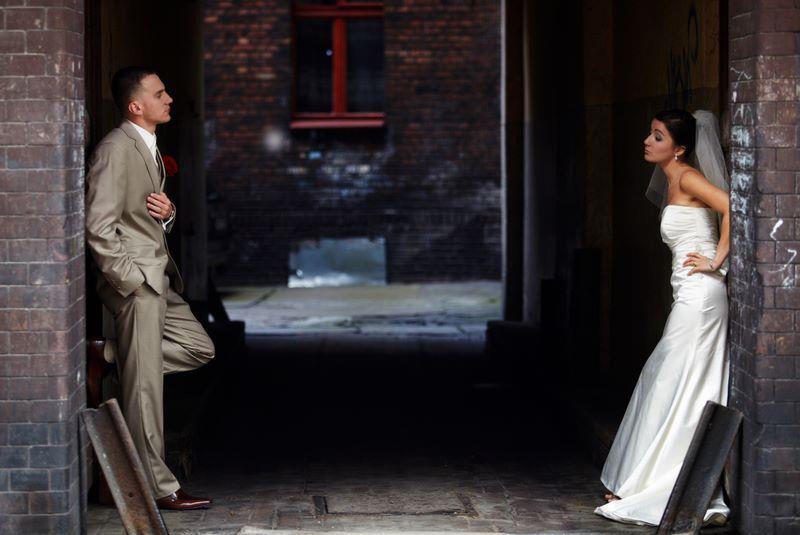 Tylko żonę można kochać i szanować, tylko żony godne są …