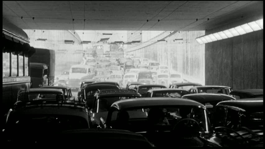 Zło jest dlatego banalne, że można go nie dostrzegać, można …