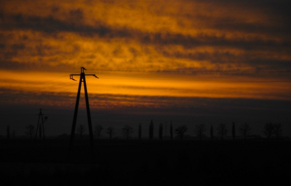 Gdy jest bardzo smutno, to kocha się zachody słońca.