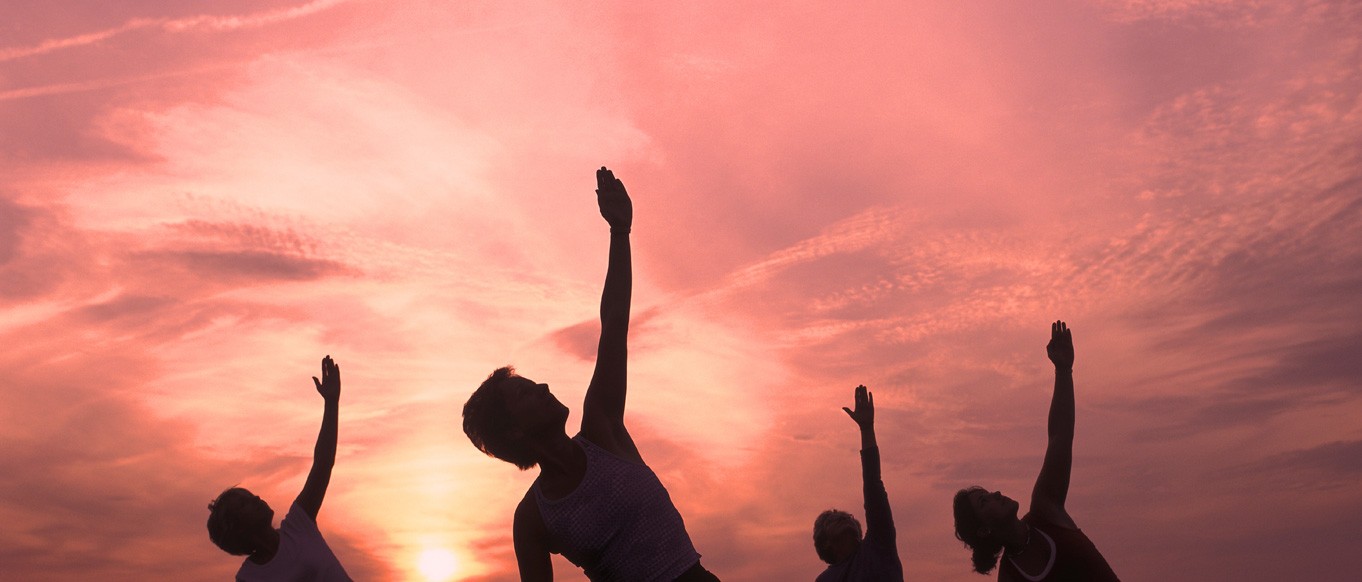 Zawsze spóźniamy się z życiem. Czas nie daje drugiej szansy. …